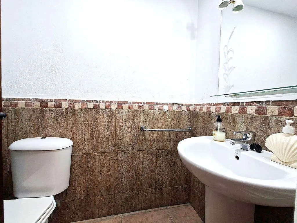 Vannitoad - Terraced Apartment with Pool in Central Location