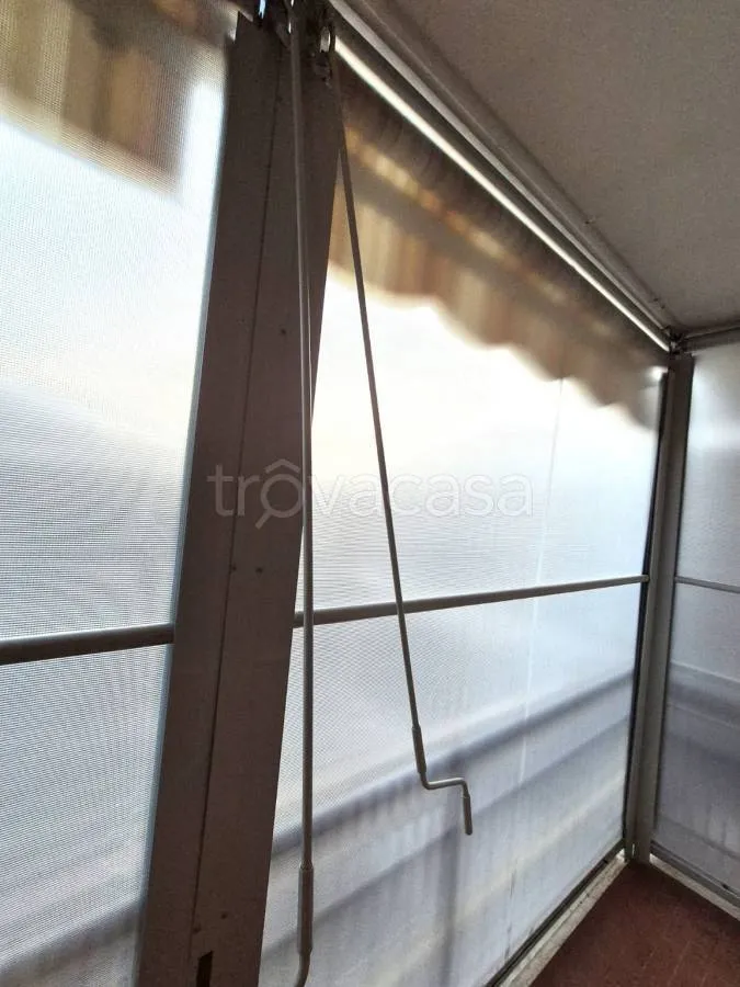 Balcon - Two-Storey Apartment with Balcony in Vinovo