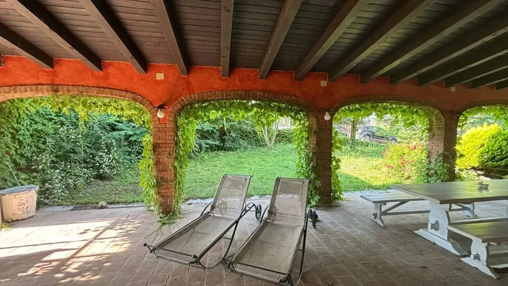 Terrass - Restored 19th Century Villa with Pool in Golferenzo