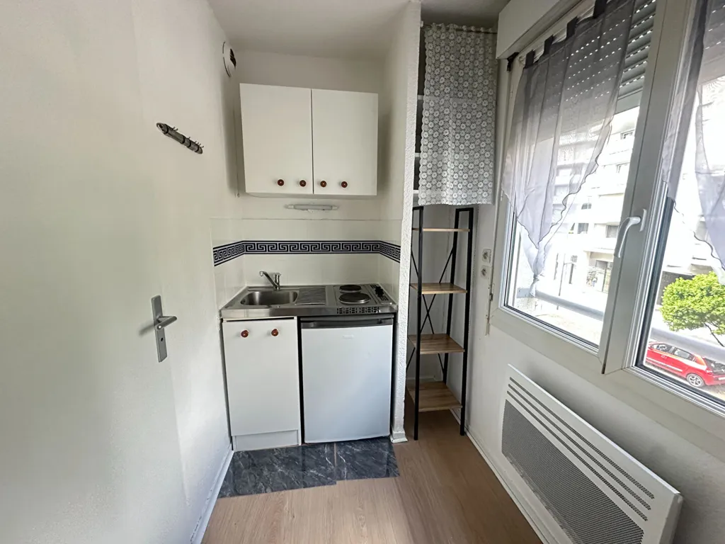 Köök - Refurbished Studio in Grenoble