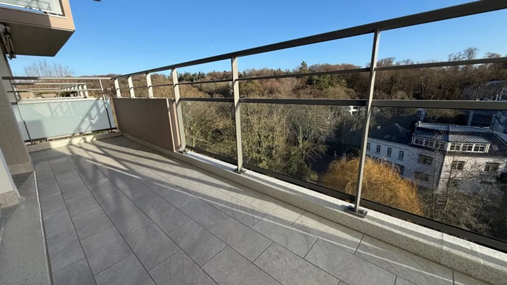 balcony
