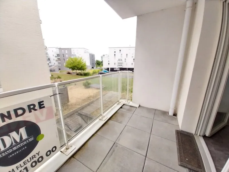 Balcon - Appartement 2 Pièces avec Balcon à Orléans