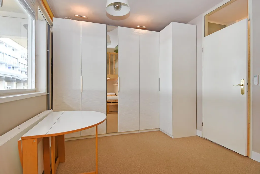 Kabinet - Ground-floor Apartment with Sea View in Scheveningen