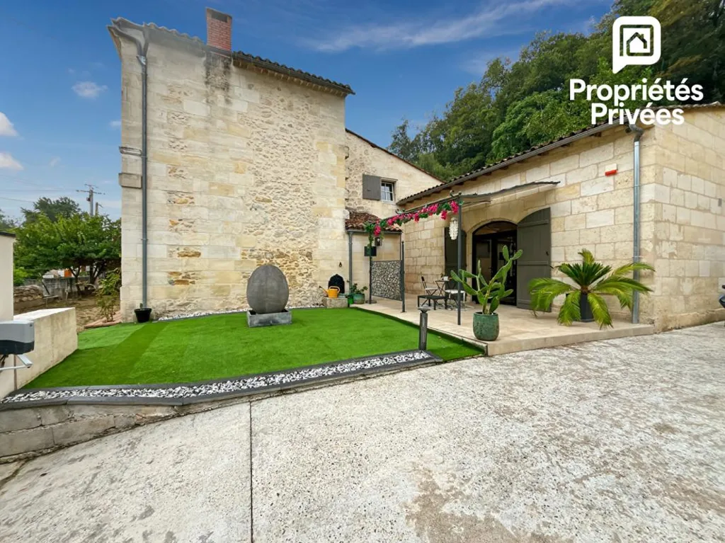 Jardin - Maison en Pierre avec Piscine à Cambes