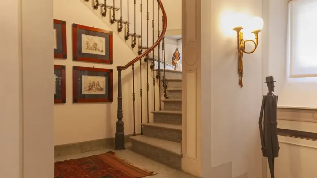 Pièces - Historic Villa with Panoramic Views in Grignasco