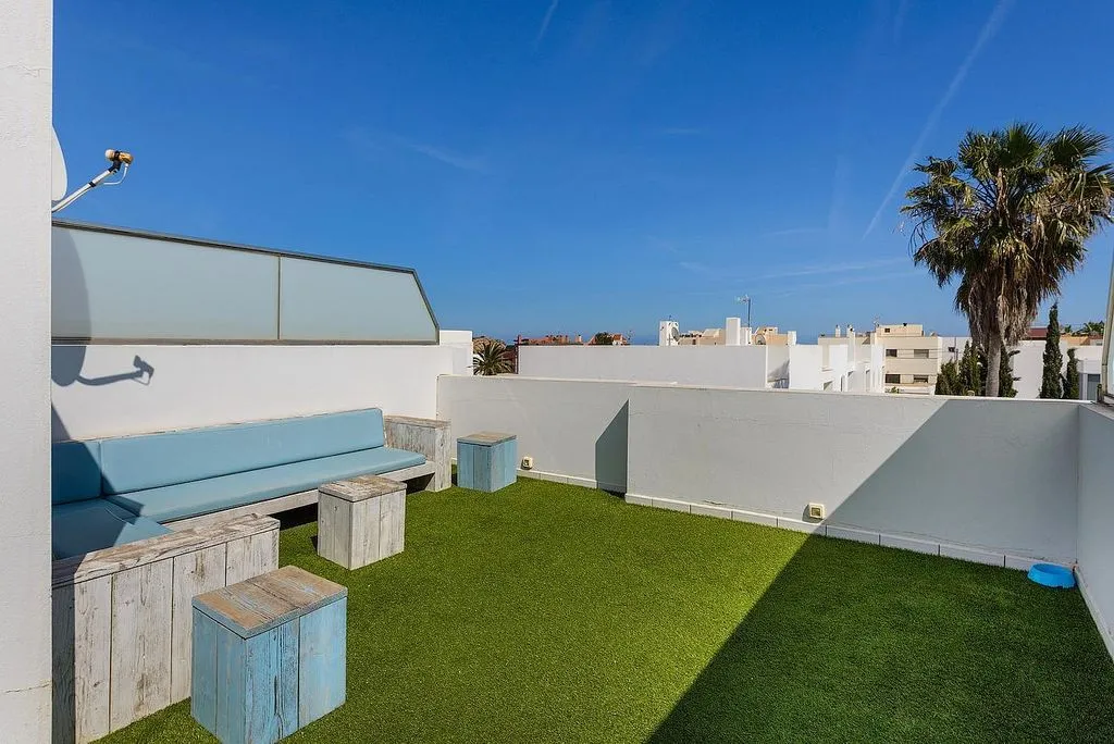 Terrasse - Terraced House with Terrace in Talamanca