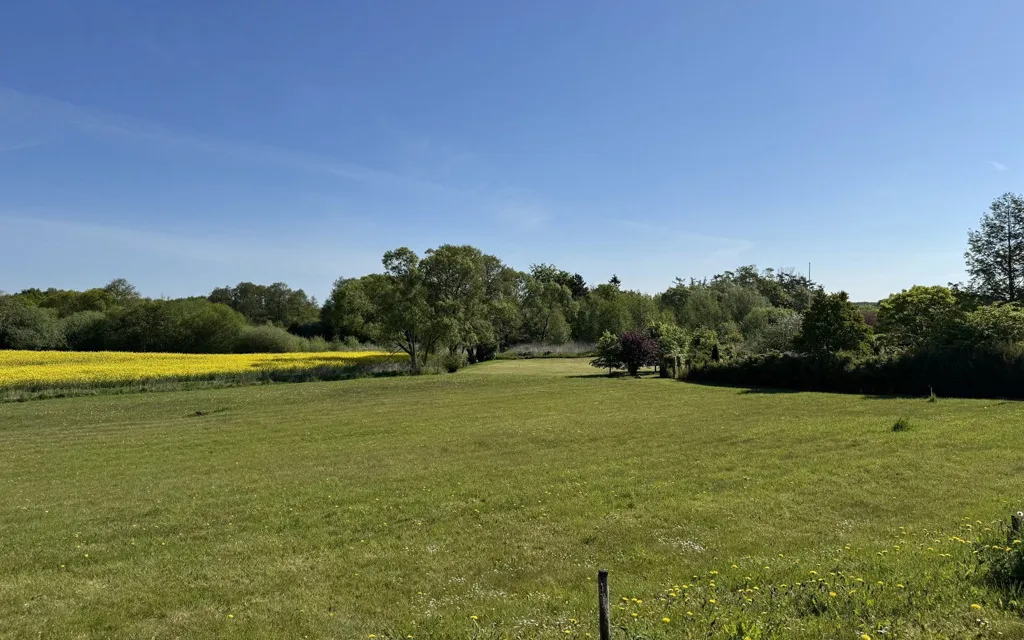 Aed - Year-Round Plot with 5G Coverage in Broby
