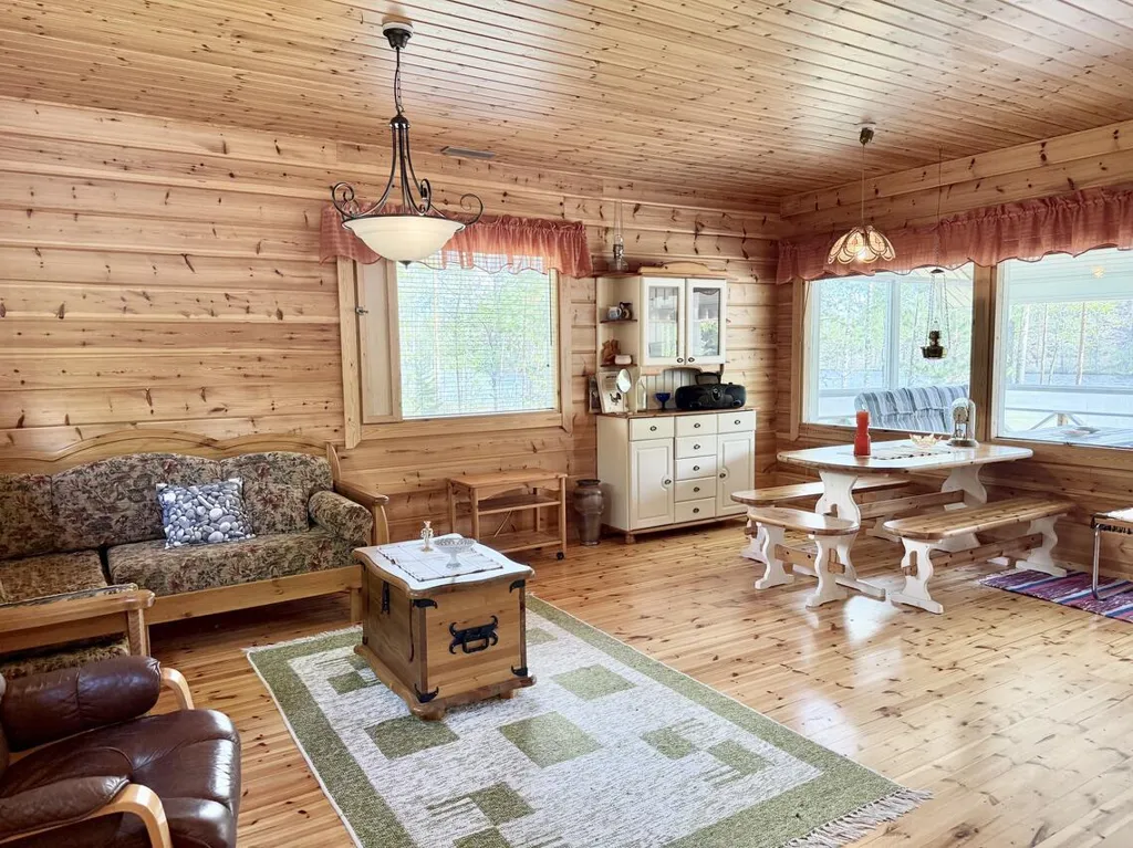 Séjour - Cottage with Private Lakefront in Töysä