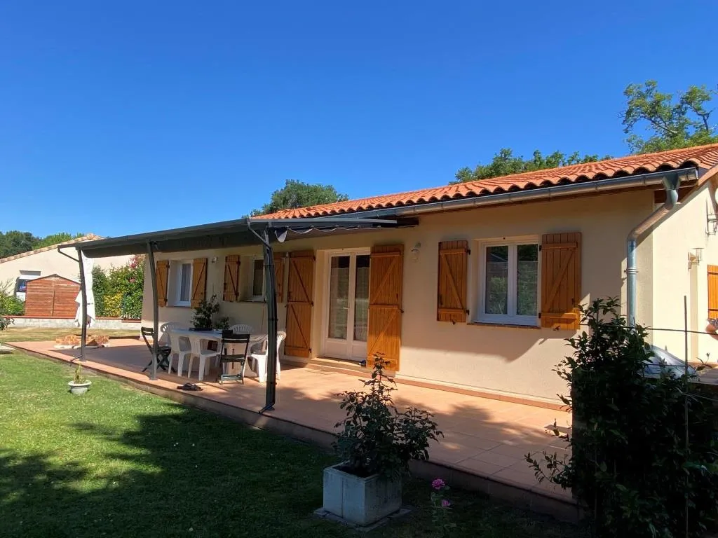 Esterno - Detached House with Studio near St Savin