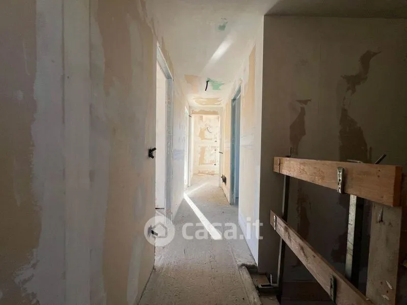 Entrée - Semi-Finished Villa with Private Garden in Sarego