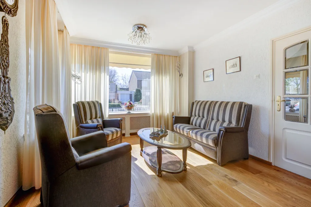 Séjour - Corner House with Terrace in Etten-Leur