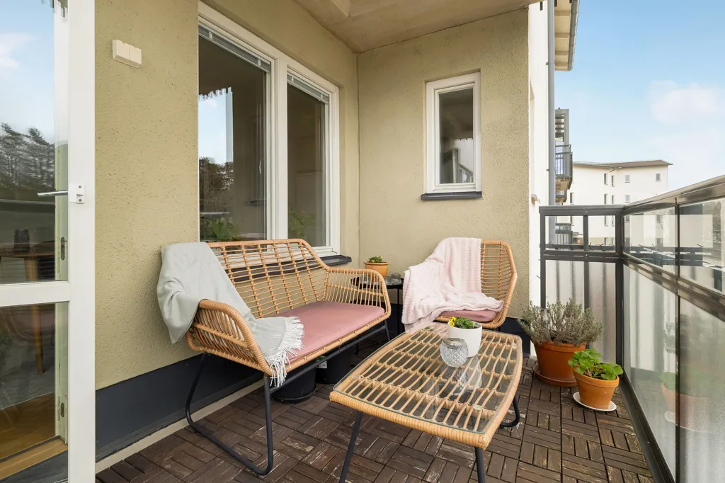 Balcon - Apartment with Balcony in Vallentuna