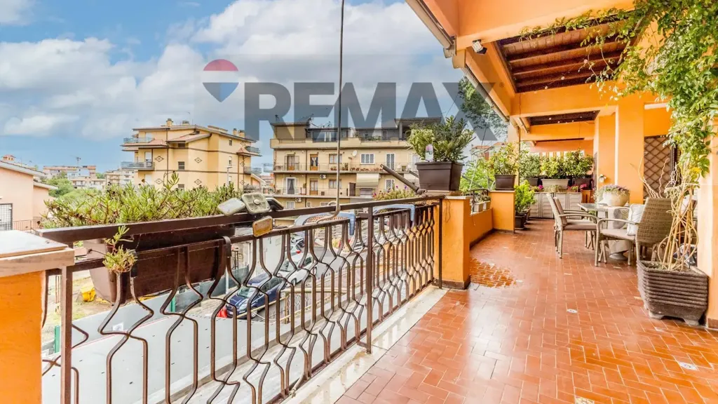 Balcon - Ristrutturato Triplex with Terrace in Roma