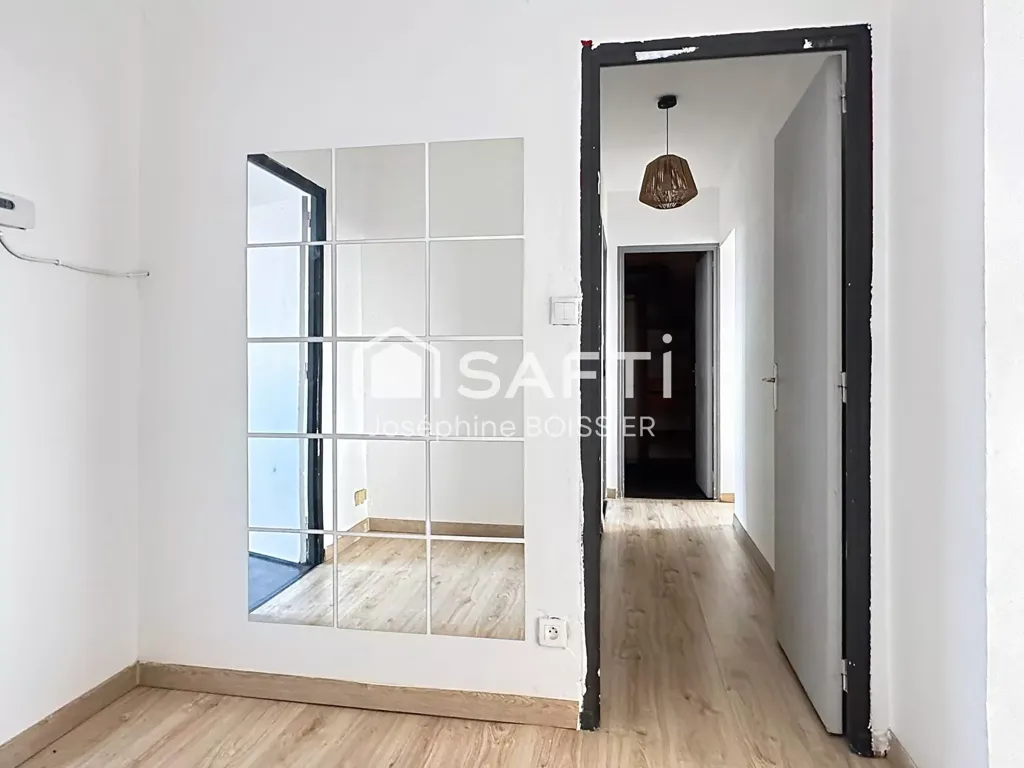 Entrée - Appartement Traversant avec Balcon à Le Pontet