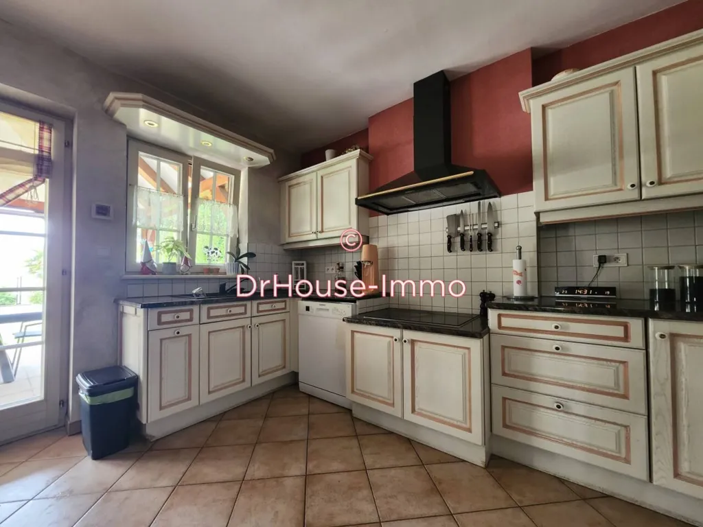 Cuisine - Maison avec Piscine et Terrain d'1 Hectare à Blodelsheim