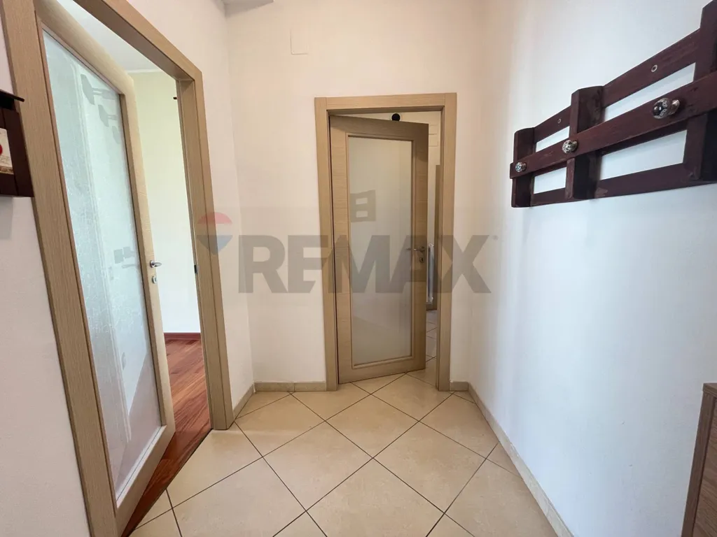Esik - Apartment with Terrace in Campobasso