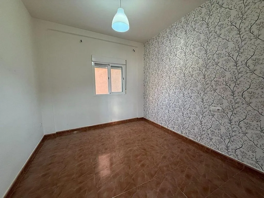 Toad - Apartment with Balcony in Casco Antiguo, Valencia