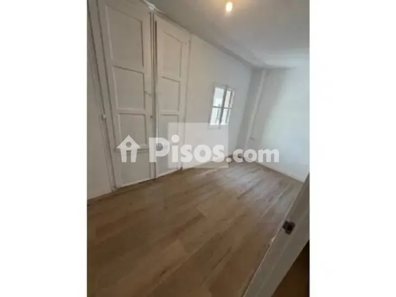 Stanze - New Flat Near Centre in Carrer del Bou