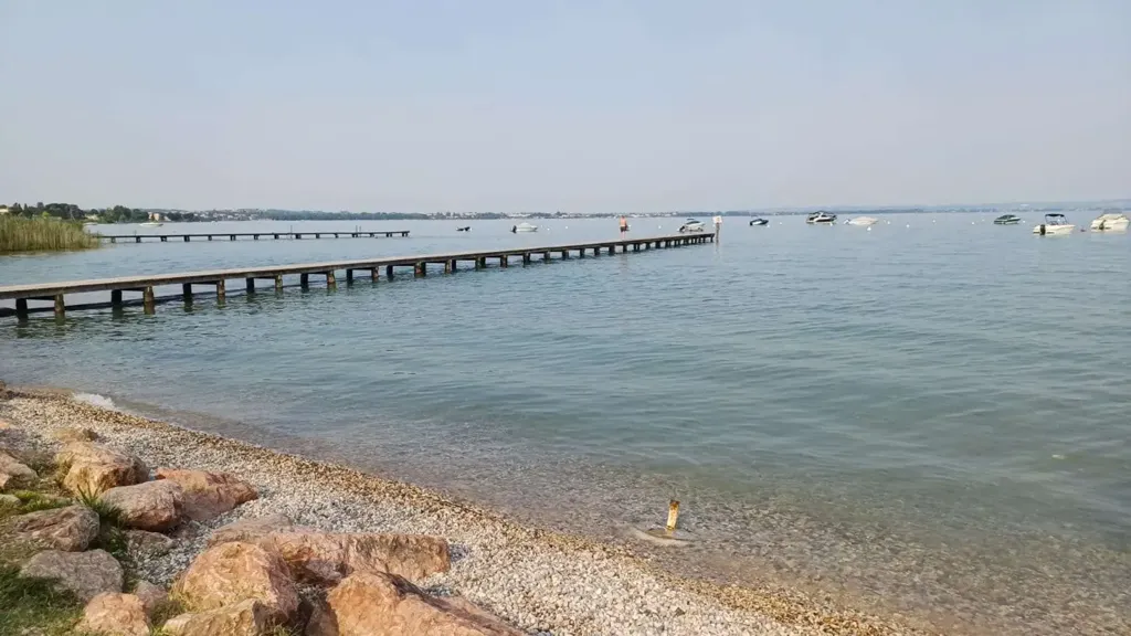 Apartment with Pool in Lazise
