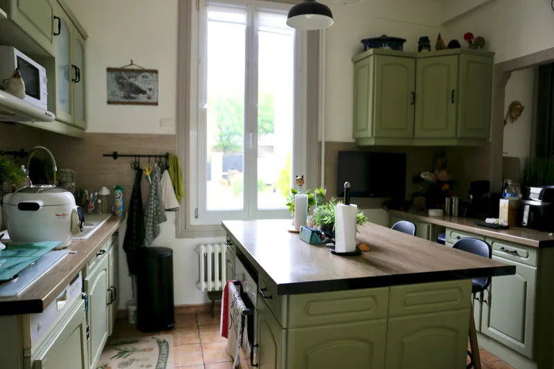 Köök - 4-Piece House with Garden in Reims Chalet
