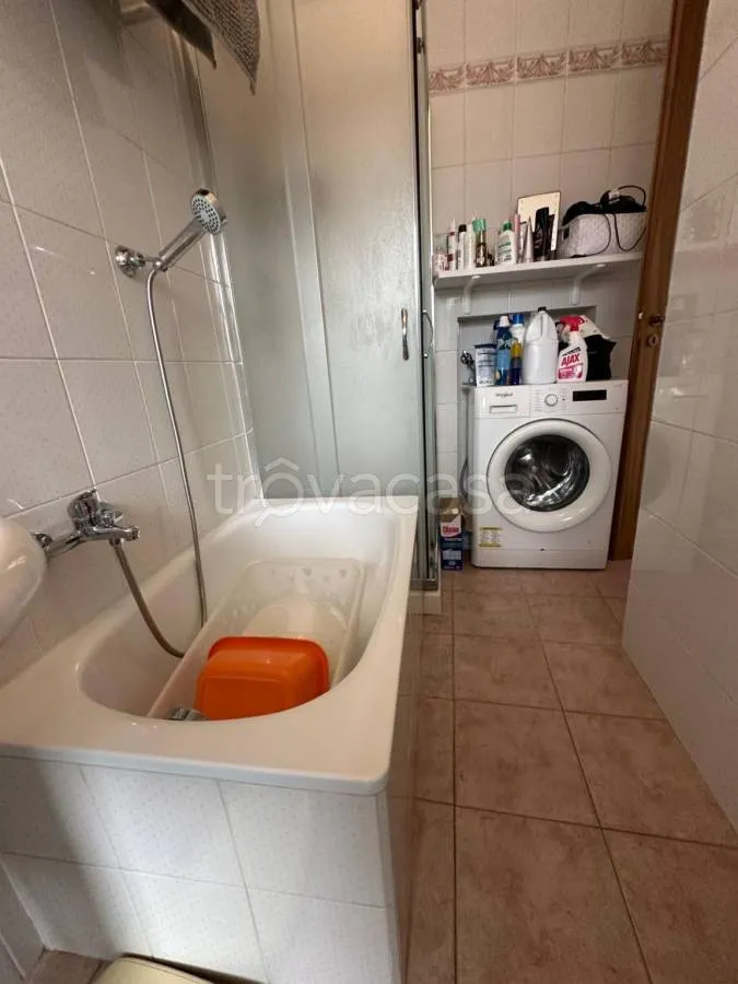 Bagni - Armed Trilocale with Balcony in Rosta