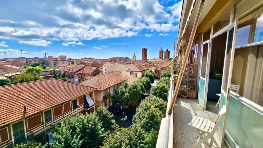Balcon - Spacious Apartment with Panoramic Terrace in Albenga