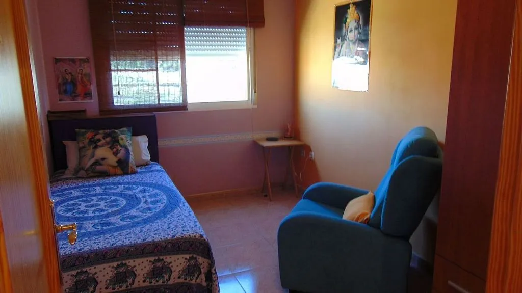 Magamistoad - Bright Corner Flat with Views in Almansa