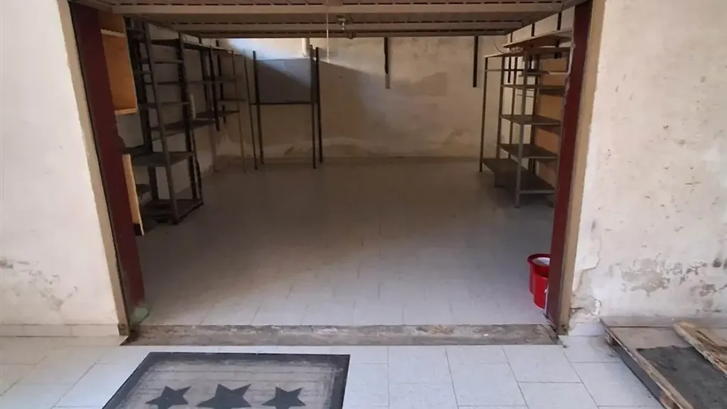Pesuköök - Spacious Apartment with Balcony in San Mango Piemonte