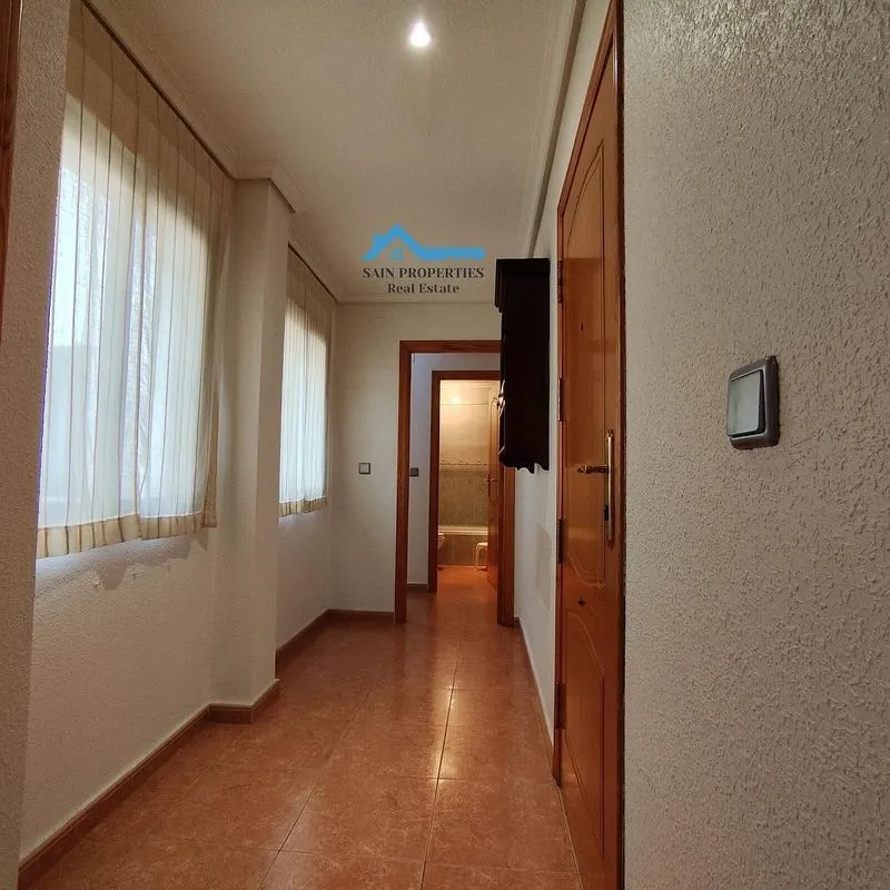 hallway_entrance
