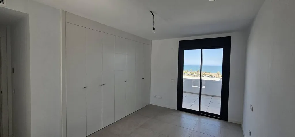 Ingresso - Beachfront Apartment with Sea Views in Torremolinos