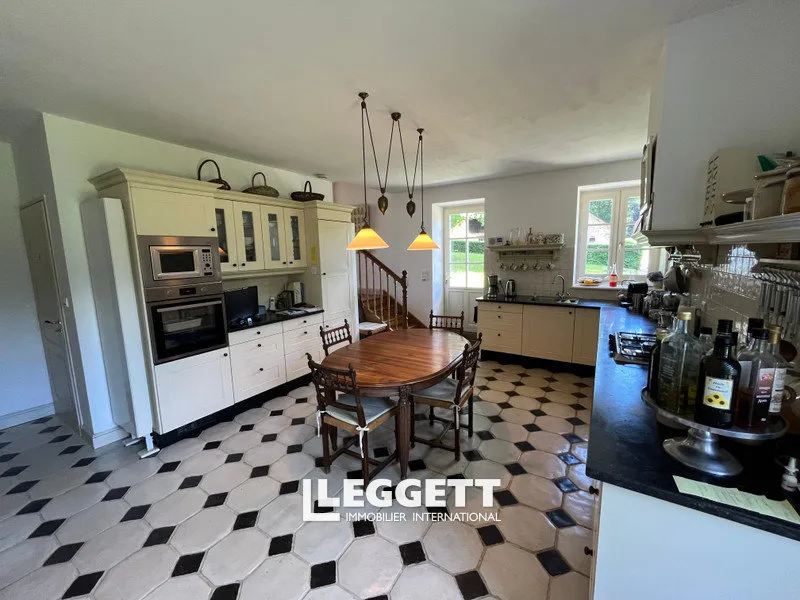 Cucina - Manor with Gîte in 7-hectare Park