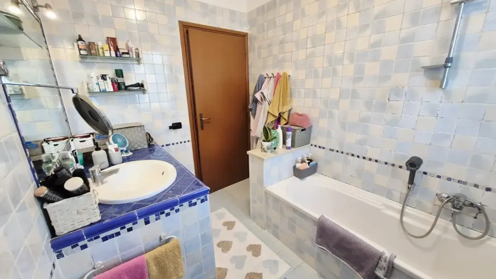 Salles de bain - Duplex Apartment with Veranda in Limena