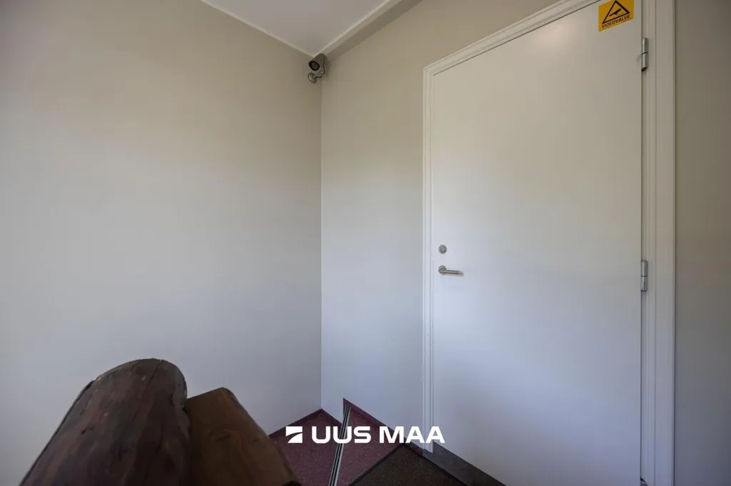Esik - Flat with Recent Renovation in Tallinn