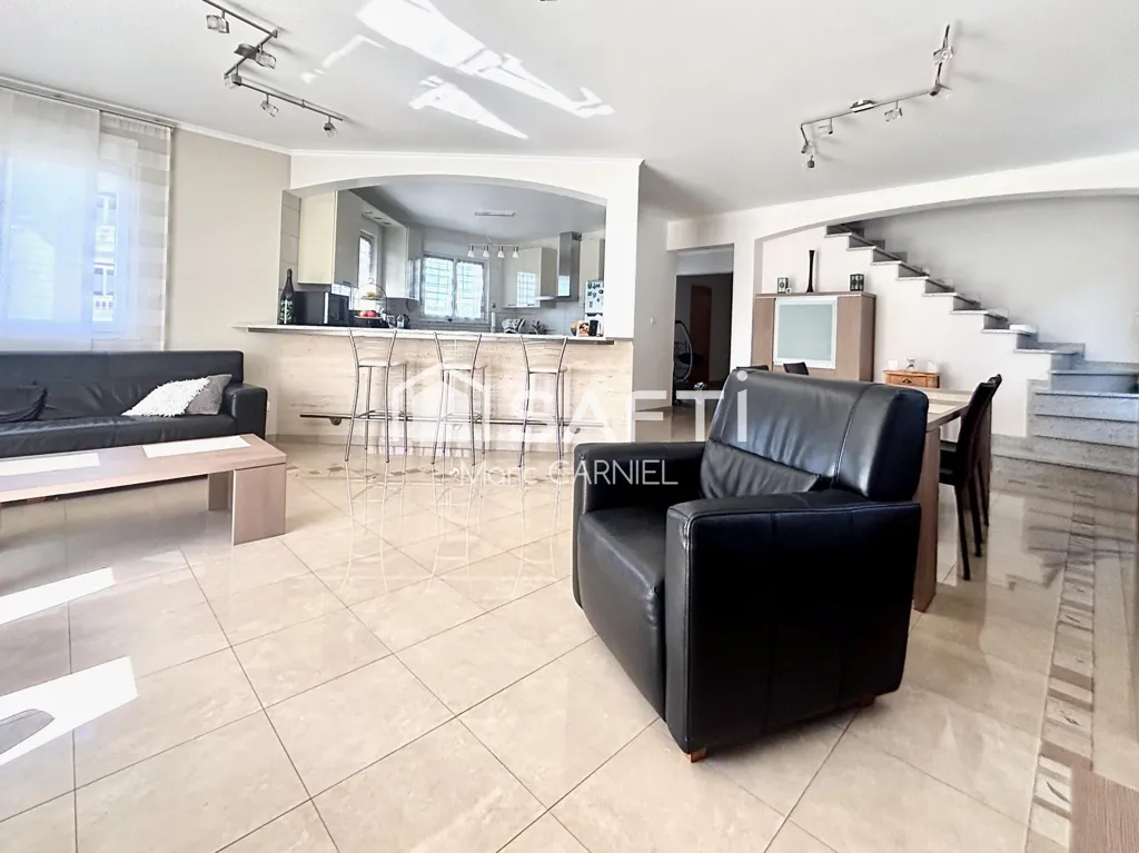Séjour - Maison Individuelle avec Terrasse à Longlaville