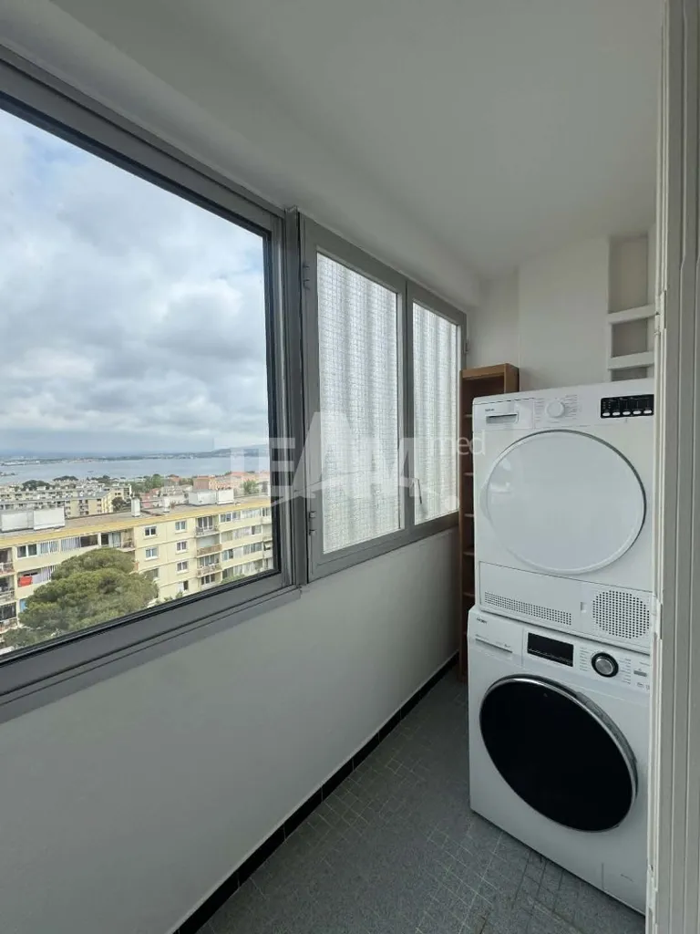 Pesuköök - Meubled Flat with Thau View in Sète