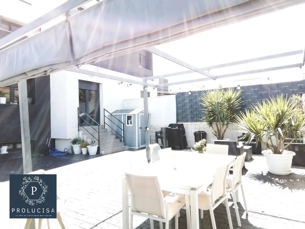 Terrasse - Modern Chalet with Pool in Moraleja de Enmedio