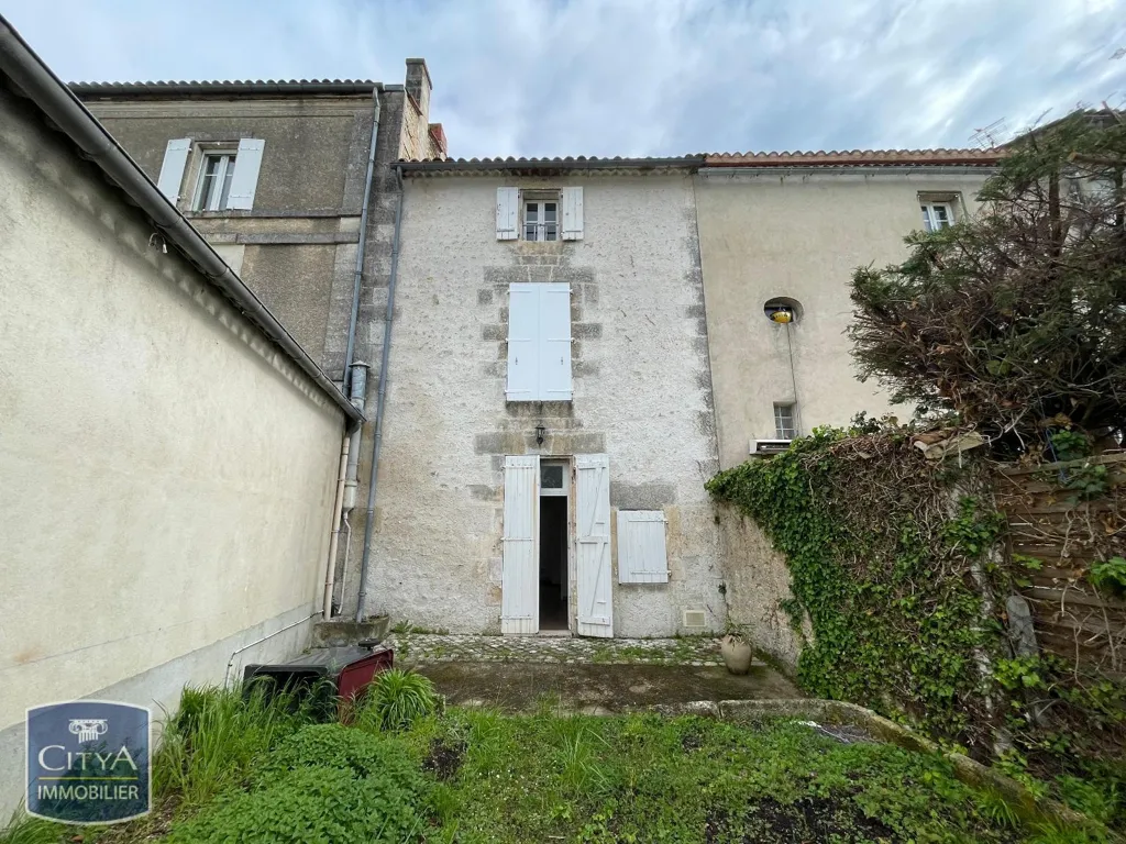 Jardin - Maison 4 Pièces avec Jardin à Angoulême