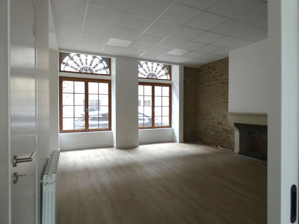 Pièces - Appartement Refait à Neuf avec Jardin au Centre de Dinan