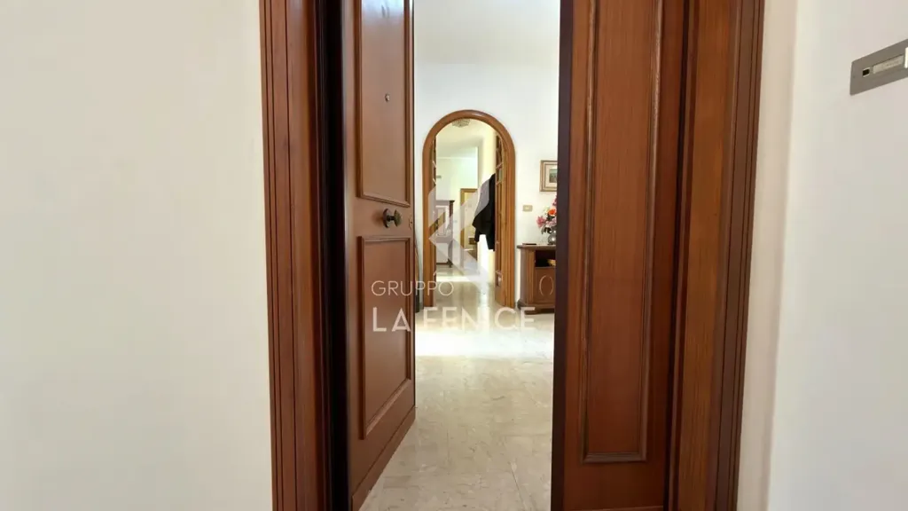 hallway_entrance