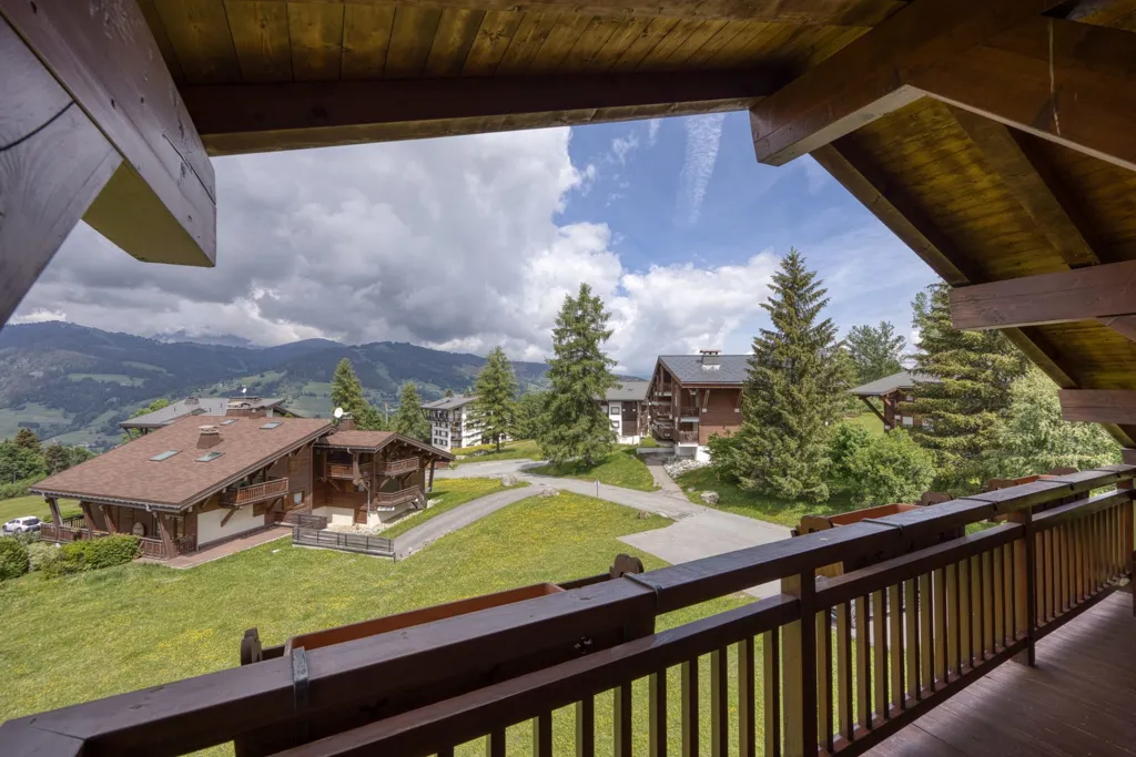 Rõdu - Ski-In/Ski-Out Apartment in Megève