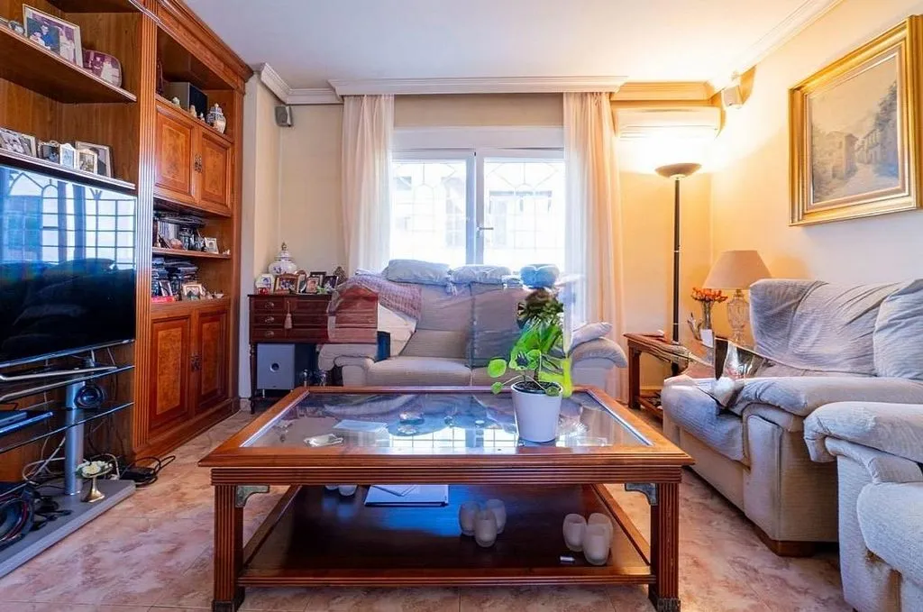 Soggiorno - Detached Chalet with Garden in Valdebebas