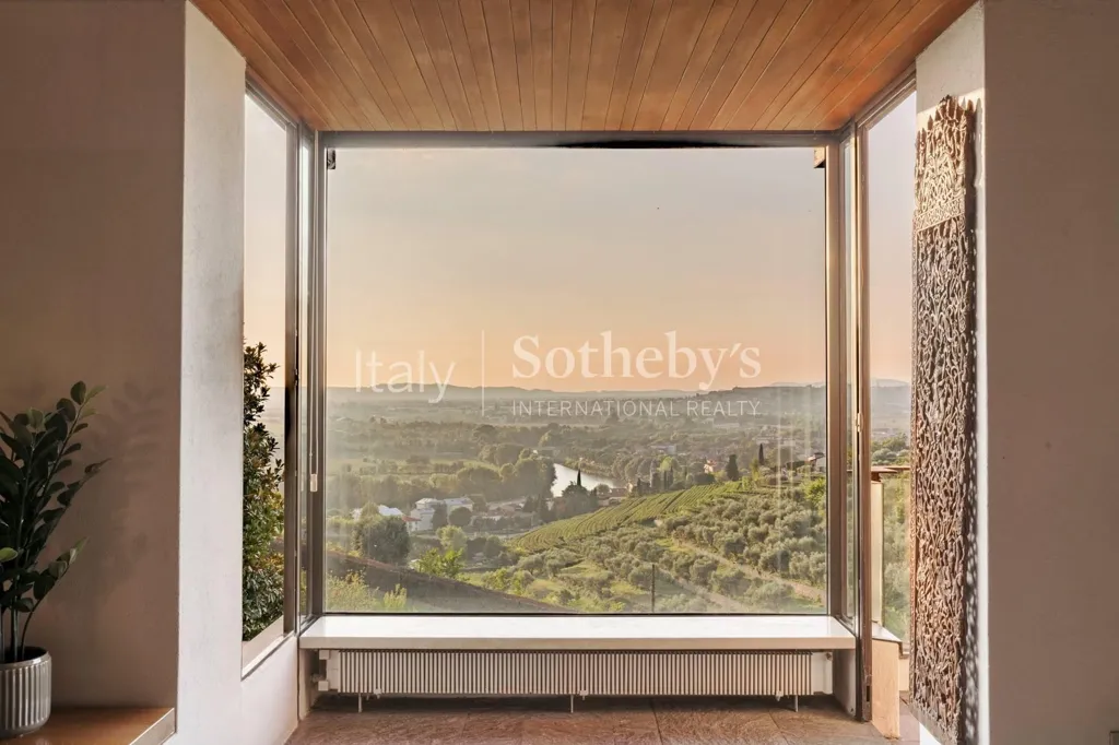 Terrasse - Luxury Villa with Park in Verona
