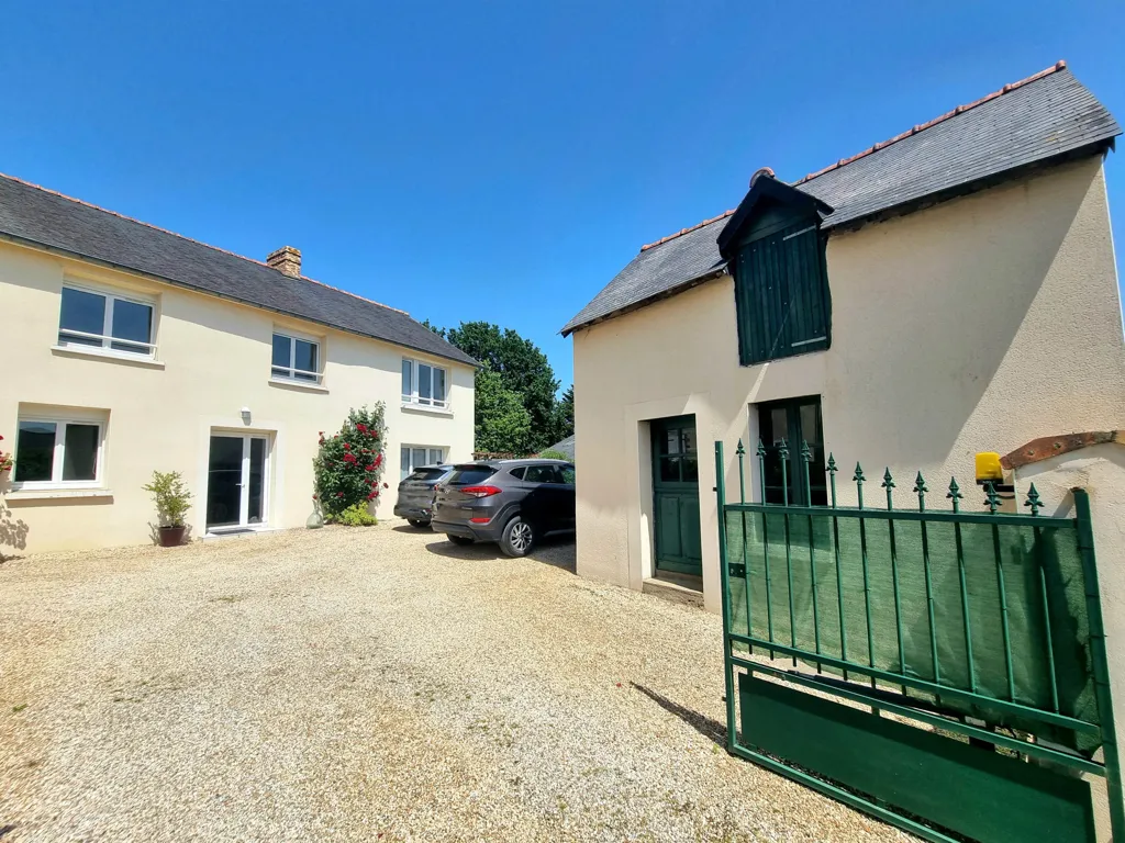 Extérieur - Maison Charmante avec Jardin à Saint-Erblon