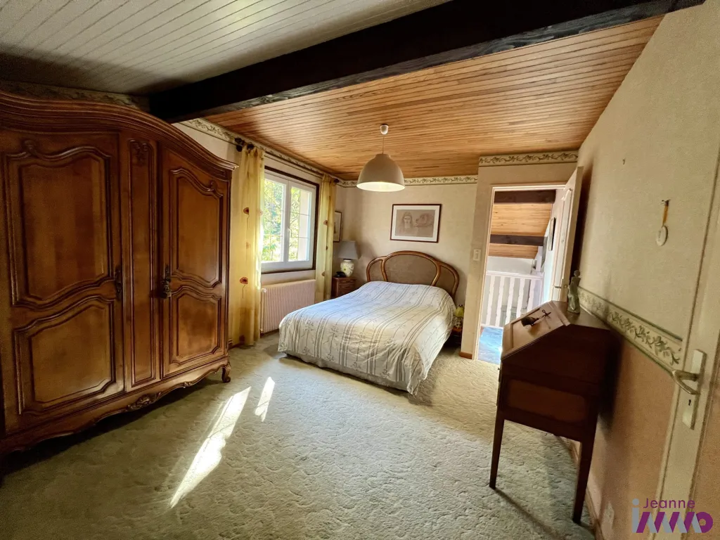 Chambres - Maison Charmante avec Terrasse à Evette-Salbert