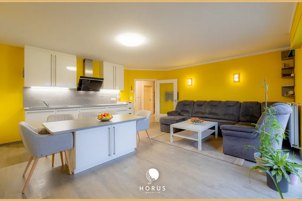 Séjour - Appartement 4 Chambres avec Jardin à Kehlen