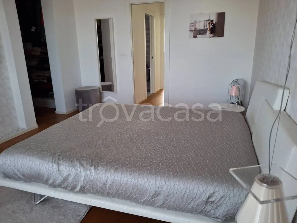 Chambres - Rustic-Style Apartment with Mountain View in Orbassano