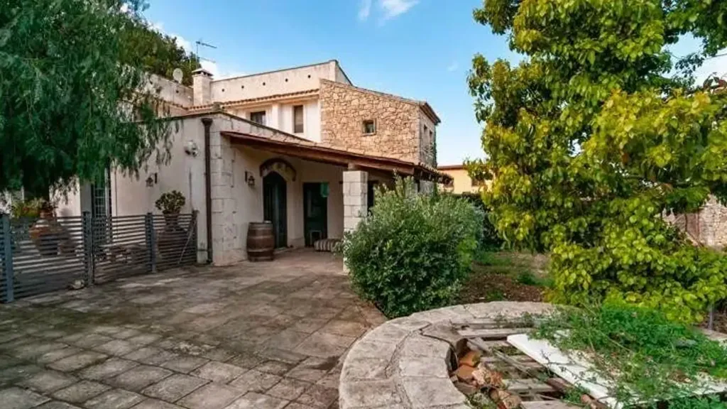 Garden - Villa with Fruit Garden in Siracusa
