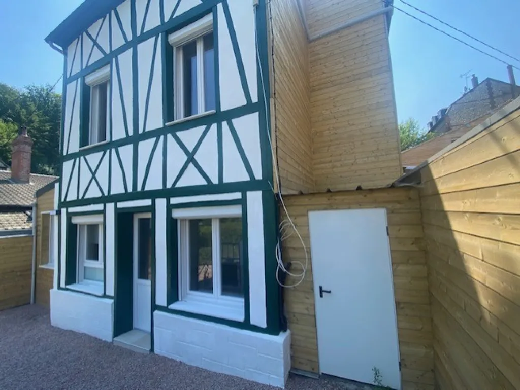 Extérieur - Maison en Colombage Rénovée à Elbeuf