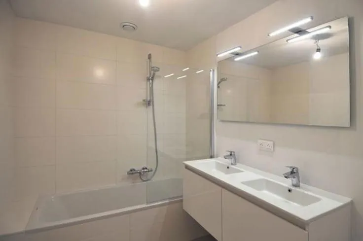 Bagni - Detached House in Wavre
