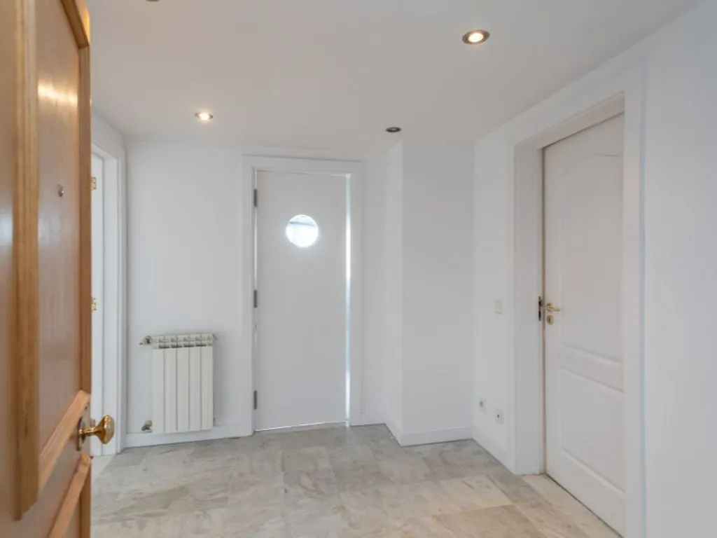Entrée - Luxury Apartment with Ocean Views in Parede